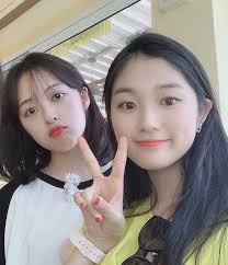 kim bora sent hye yoon a coffee truck💜💙 #KimHyeyoon #김혜윤 #KimBora #김보라  #Snowdrop #설강화 #skycastle