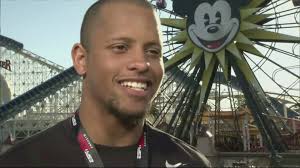 Parkrose coach Keanon Lowe wrestled armed suspect