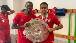 Instead it was first awarded to vfr mannheim in 1949. Singh Gets Hands On Bundesliga Trophy