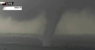 Poderosos Tornados Golpean El Area De Dallas Fort Worth Tornados Trabalenguas Dallas