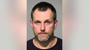 Daniel Hottinger's Instagram, Twitter & Facebook