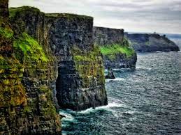 Die cliffs of moher mögen vielleicht die bekanntesten steilklippen in irland sein, aber sie sind bei weitem nicht die höchsten. Cliffs Of Moher And The Cave From Harry Potter And The Half Blood Prince Movie Co Clare Ireland 4640x3480 Oc Earthporn