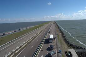 Setki opinii podróżnych, ceny noclegów, oferty i zdjęcia najlepsze hotele nad morzem w holandii południowej, holandia. Zdjecia Grobla Pomiedzy Vaddenzee A Ijsselmeer Autostrada A 7 Autostrada Przez Morze Holandia