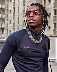 Koba Lad Celebre Rappeur Avec Le Nouveau Kit Du Psg Saison 2019 2020 Rappeur Psg Instagram