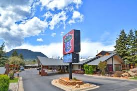They are all located throughout estes park. 56 Pet Friendly Hotels In Estes Park Co Find Cheap Dog Friendly Hotels Travelocity
