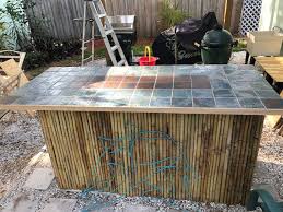 All it takes is plywood, 4x4 posts, 2x4s, nails, screws and a few miscellaneous pieces to. Diy Amazing Tiki Bar Counter Top Susan S Sunny Days