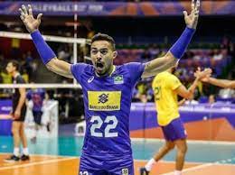 Levantadora titular do brasil no vôlei, macris carneiro machucou o tornozelo durante o duelo da seleção contra o japão, válida. Maique Reis Libero Da Selecao Masculina De Volei Revela Namorado A Mae E Resposta Dela Emociona