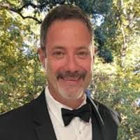 Alex Bayer's Instagram, Twitter & Facebook