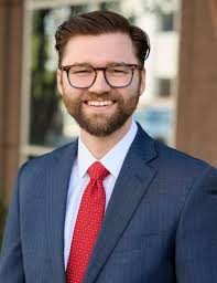 CONGRATULATIONS to our advisors who made the Forbes 2025 Top Next-Gen  Advisors list! From Alabama to Tennessee, we are so proud to celebrate each  of your well-earned recognition! Congratulations to Daniel Peterman,