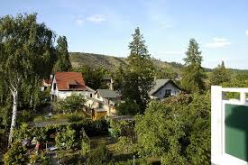 Wohnen In Radebeul Gwg Radebeul De In 2020 Wohnen Radebeul Innenhof