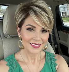 I'm a single woman and I'm fully ready for love and a caring relationship  bit.ly/Send_Me_Text