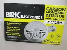Manualslib has more than 35 brk electronic carbon monoxide alarm manuals. Brk Co1120b Carbon Monoxide And Smoke Alarm With Silencer Battery Back Up Ebay