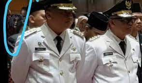 Check spelling or type a new query. Foto Hantu Di Balai Kota Ini Kata Sandiaga