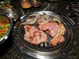 Chicago has plenty of options, so whether you're looking in pilsen, avondale or lincoln square, there's bound to be a korean restaurant in chicago for you. Iron Age Korean Steakhouse Temp Closed 351 Photos 269 Reviews Korean 1265 N Milwaukee Ave West Town Chicago Il Restaurant Reviews Phone Number Yelp
