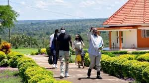 Ufc middleweight champion israel adesanya thinks he already has a mental edge over marvin vettori ahead of their upcoming rematch. Akon City See How Ugandans Take React To Akon Plan To Build Futuristic City For Uganda Bbc News Pidgin