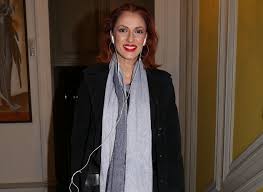 Για να είσαι πάντα μπροστά, ακολούθησε τον κόσμο του fthis.gr: Mat8ildh Maggira O Gamos E3pres H Korh Poy Zei Me Ton Patera H Kata8lipsh H Psyxo8erapeia Kai H Nea Sxesh