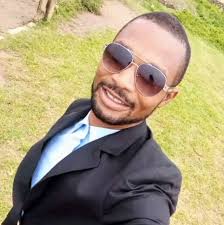 In honor of Omenuwoma Josiah , I am giving out 1,000 data each to two  persons who can pen a commendation note for Mr Josiah. We truly need more  of his kind.