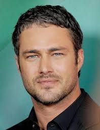 Would you give up your seat for me if you are super tired 😩?? Yes or no