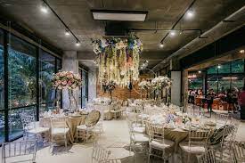 The real beauty lies in the connection between interior, exterior and the surrounding landscape. Glasshouse At Seputeh Weddingmate My