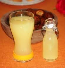 Jus De Gingembre A L Ananas Recette Senegalaise Recette Senegalaise Recette Jus Recettes Africaines