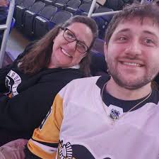 There are now eight NHL teams without a permanent head coach 👀