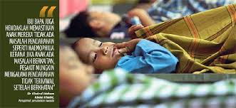 Pada hari kedua selepas berkhatan, perlu membersihkan pakaian dalam larutan kalium permanganat yang lemah, keluarkan balutan. Berkhatan Elak Jangkitan