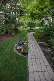 Serve up fresh favorites with a themed garden perhaps you fancy salads, or your family loves salsa. Master Your Mulch And More With Tips From Robert Milani Of Bertog Landscape Co Wgn Radio 720 Chicago S Very Own