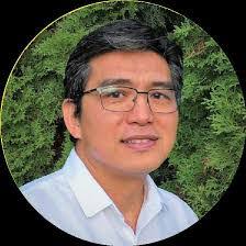 Choon Lee's Instagram, Twitter & Facebook