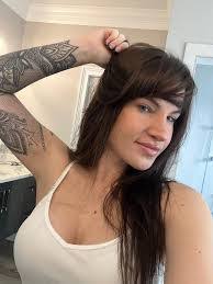 Thomas Lamarche's Instagram, Twitter & Facebook