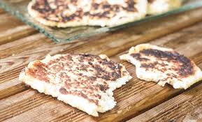 Naan Fromage Low Carb A La Farine De Coco Recette Recette Naan Recette Plat En Sauce