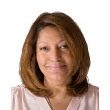 Andrea Milligan's Instagram, Twitter & Facebook