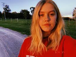 Kelsey Grubaugh's Instagram, Twitter & Facebook