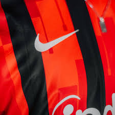 Der aufsichtsratsvorsitzende der eintracht frankfurt fußball ag äußert sich zur aktuellen berichterstattung in den medien über die zukunftsplanungen von fredi bobic. Eintracht Frankfurt 2020 21 Nike Home Kit 20 21 Kits Football Shirt Blog