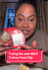 Trying that Turkey feast dip from M&S that seems to be all over Tik Tok.  #eveningchats #marksandspencer #eatwithme