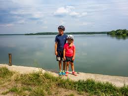 Nachádza sa v okrese jindřichův hradec približne 6 km severne od třebone. Rozmbersky Rybnik Je Jihoceskym Morem Trebon Jizni Cechy Regiontourist Cz