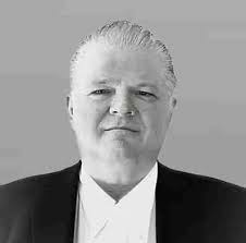 Derek Elmer's Instagram, Twitter & Facebook