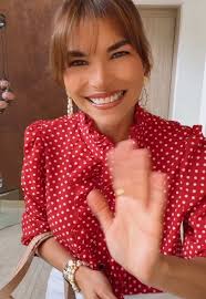 Look de Almuerzo Chic por Scarlet Herrera