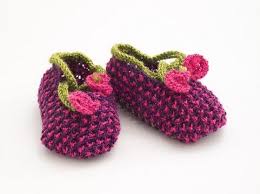 These ribbed socks use basic sock construction and video tutorials are available easy baby booties knit on two needles feature a cable on the top of the bootie. 10 Cutest Baby Booties Free Knitting Patterns Blog Nobleknits