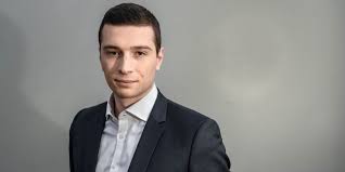 The national rally (rassemblement national/rn) has been polling strongly for several months, often neck and neck with the republic on the move (la république en marche!/lrem), the party of french president emmanuel macron. Jordan Bardella Fuhrt Frankreichs Rechtspopulisten In Europawahl An