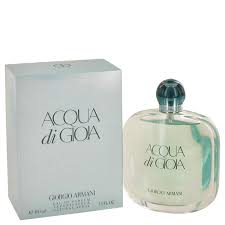 Giorgio armani'nin bu sembolik kadın kokusu, limon, su yasemini ve sedir notalarının birleşimi ile otsu odunsu bir koku olarak karşımıza. Giorgio Armani Acqua Di Gioia Edp For Women 5ml 10ml 20ml 100ml 100 Original
