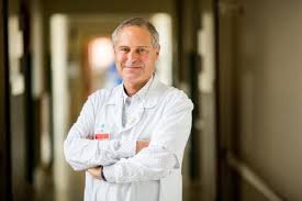 En plus de gagner de l'argent, nous appelons régulièrement les membres de loonea à tester des tout comme les test de produits, les sondages rémunérés sont limités en nombre de participants et. Un Generaliste Qui Declare Un Test Covid Positif Touche De L Argent La Nouvelle Sortie Du Pr Perronne Provoque L Indignation Le Quotidien Du Medecin