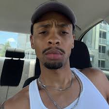 Alien Romulus is the worst Alien movie. It's an alien movie for the James  Wan horror generation. A SAW movie dressed up as that franchise you once  loved. A cast of forgettable