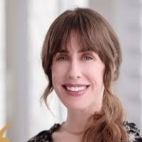 Tracy Dyer's Instagram, Twitter & Facebook