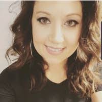 Jennifer Monette's Instagram, Twitter & Facebook