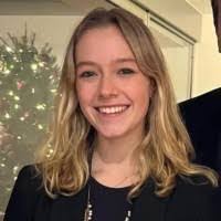 Paula Manson's Instagram, Twitter & Facebook