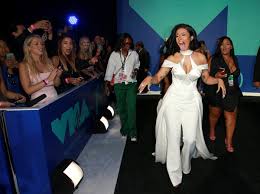 Cardi b was among the performers tonight at the 2021 bet awards tonight. Our 5 Favorite Cardi B Moments From The Weekend Hiphollywood