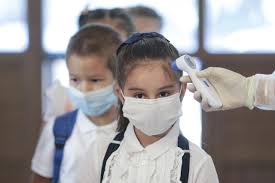 Sorin cîmpeanu a spus că acei copii vor primi măşti de protecţie. Cimpeanu Spune CÄƒ Elevii S Ar Putea Intoarce In Scoli La Sfarsitul Lunii Mai Inceputul Lunii Iunie