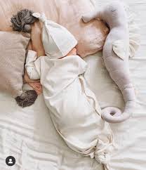 Gigoteuse bébé fille en coton blanc à étoiles roses brodées. Gigoteuse A Nouer Dream Bag Milky Joy Snap The Moment Univers Bebe Couverture Et Gigoteuse Snap The Moment Arche De Neo