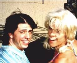 Taylor Hawkins Memorial Wall • FooFightersLive.com