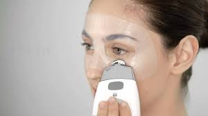 How to use ageLOC Galvanic Spa with Spot Conductor Attachment